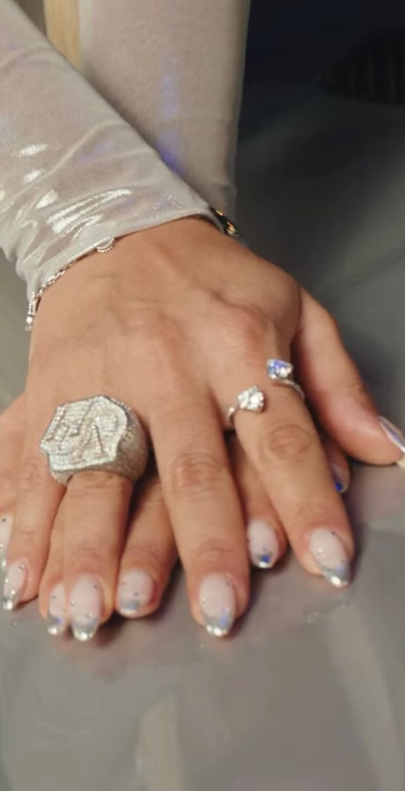 هدى بيوتي - باليت آيسي نيود – lamae jewelry